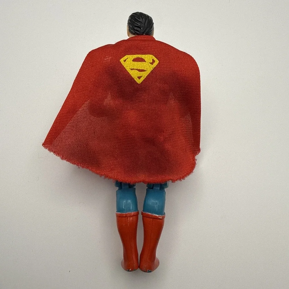 Superman‎ Action Figure Vintage 1989 DC Comics Kenner With Cape